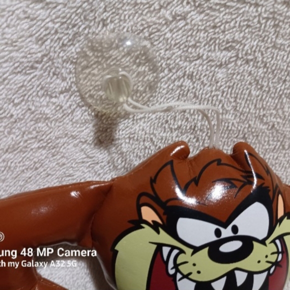 FIGURINE LOONEY TUNES Warner Bros SPACE JAM 1996 - TAZ AVEC BALLON EUR